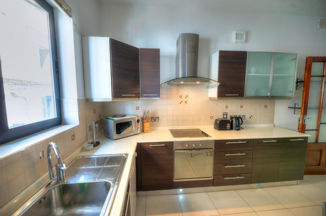 Enormous 3Bedrooms Seafront With Balcony Pdeh1-1 Sliema Dış mekan fotoğraf