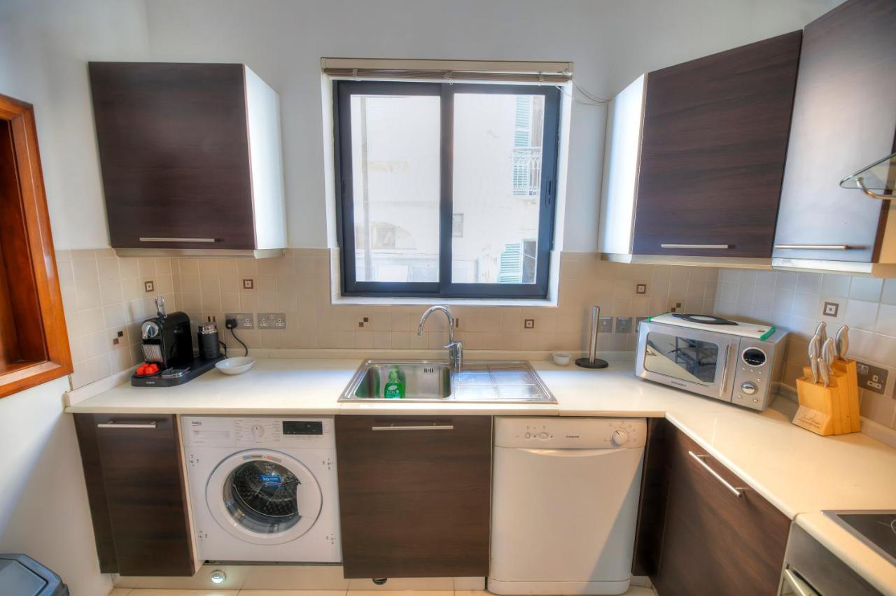 Enormous 3Bedrooms Seafront With Balcony Pdeh1-1 Sliema Dış mekan fotoğraf